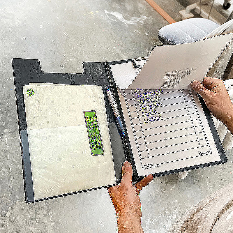 Clipboard A4 Med Forside Sort