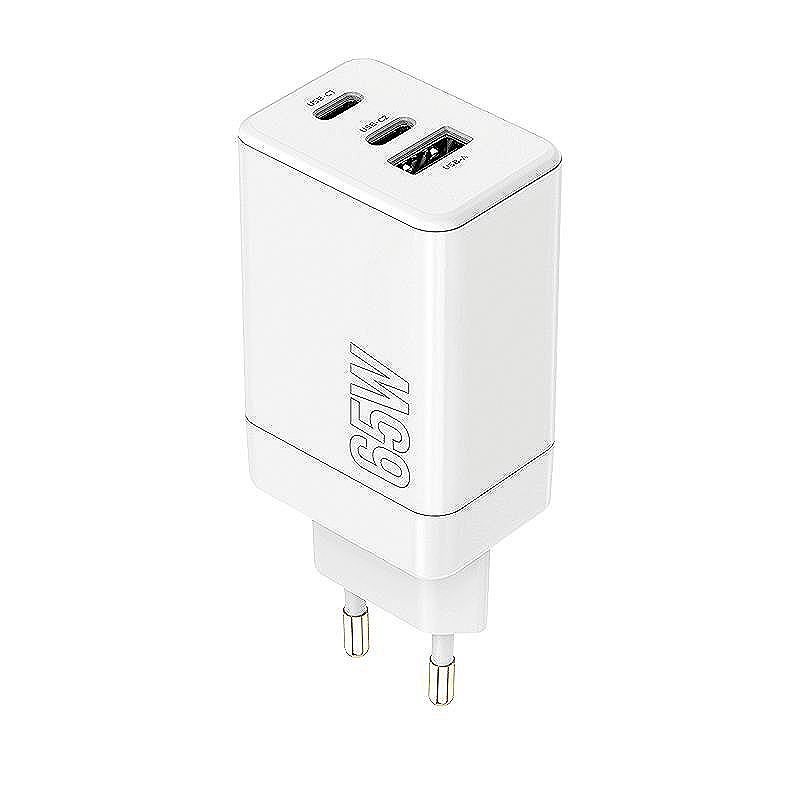 Maxlife MXTC-08-65ACC PD QC charger 2x USB-C 1x USB 65W white